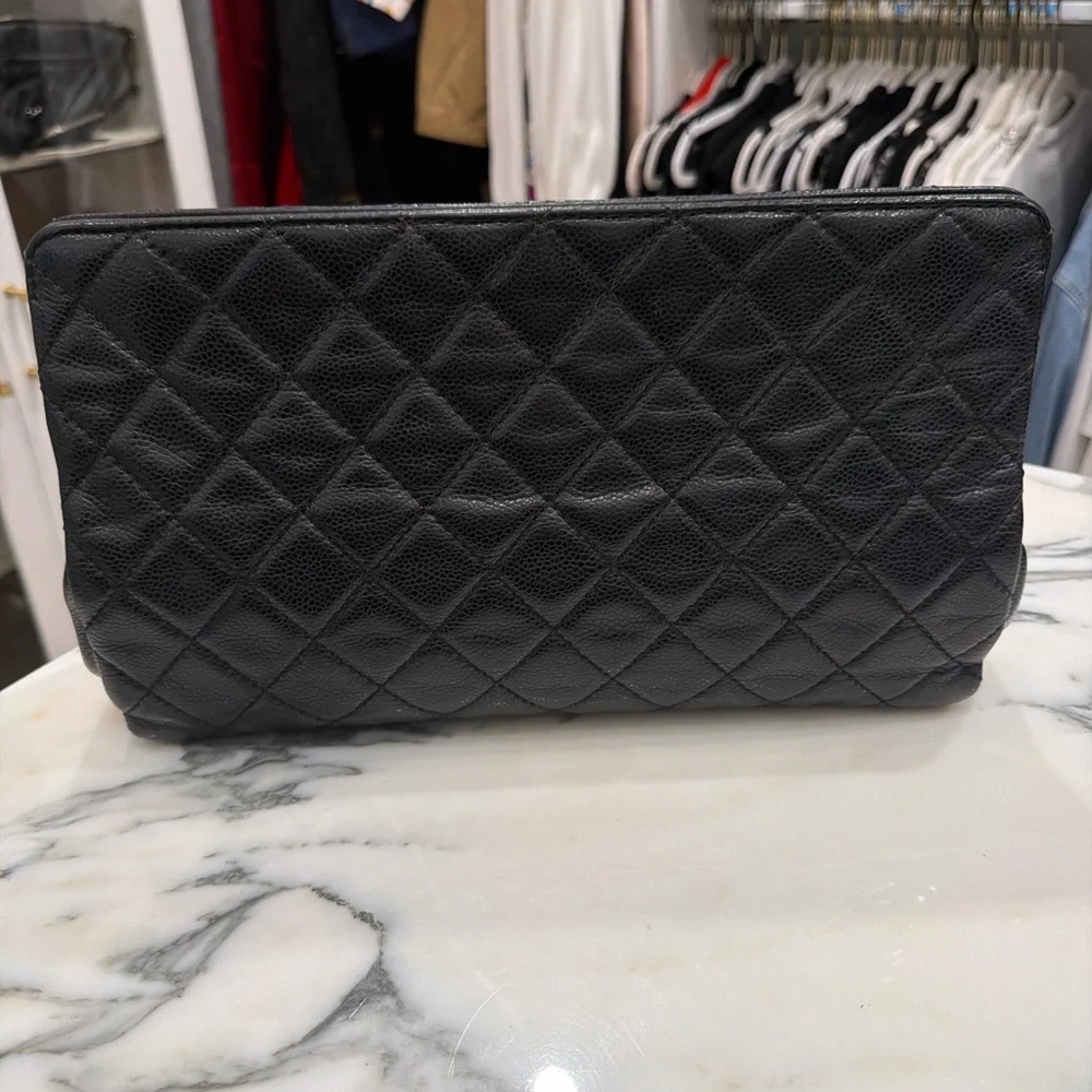 Chanel Black Leather Timeless Clutch - Magnetic closure - Picture 3 of 7